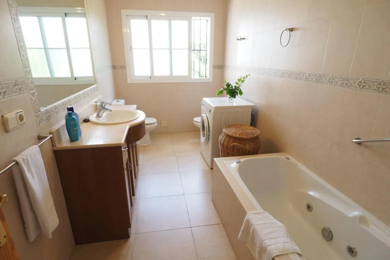 Nerja Paradise Rentals - Villa Los Leones Hiszpania