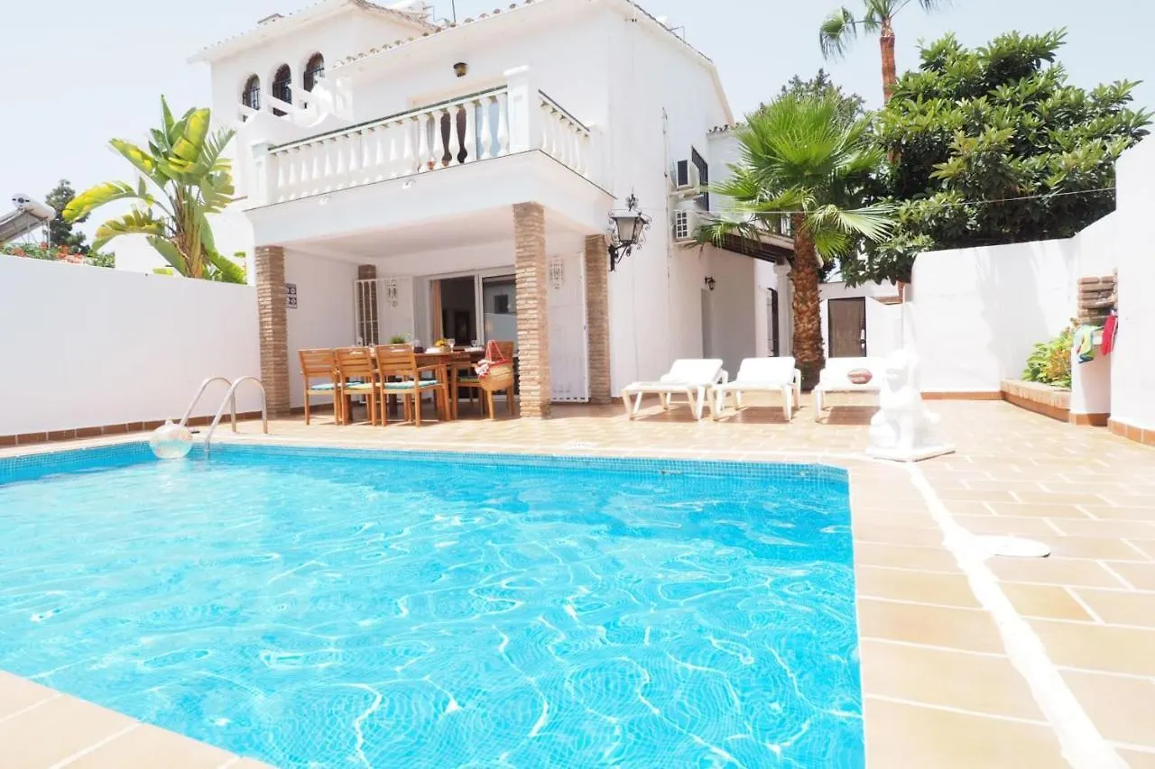 Nerja Paradise Rentals - Villa Los Leones 0*,  Spanje