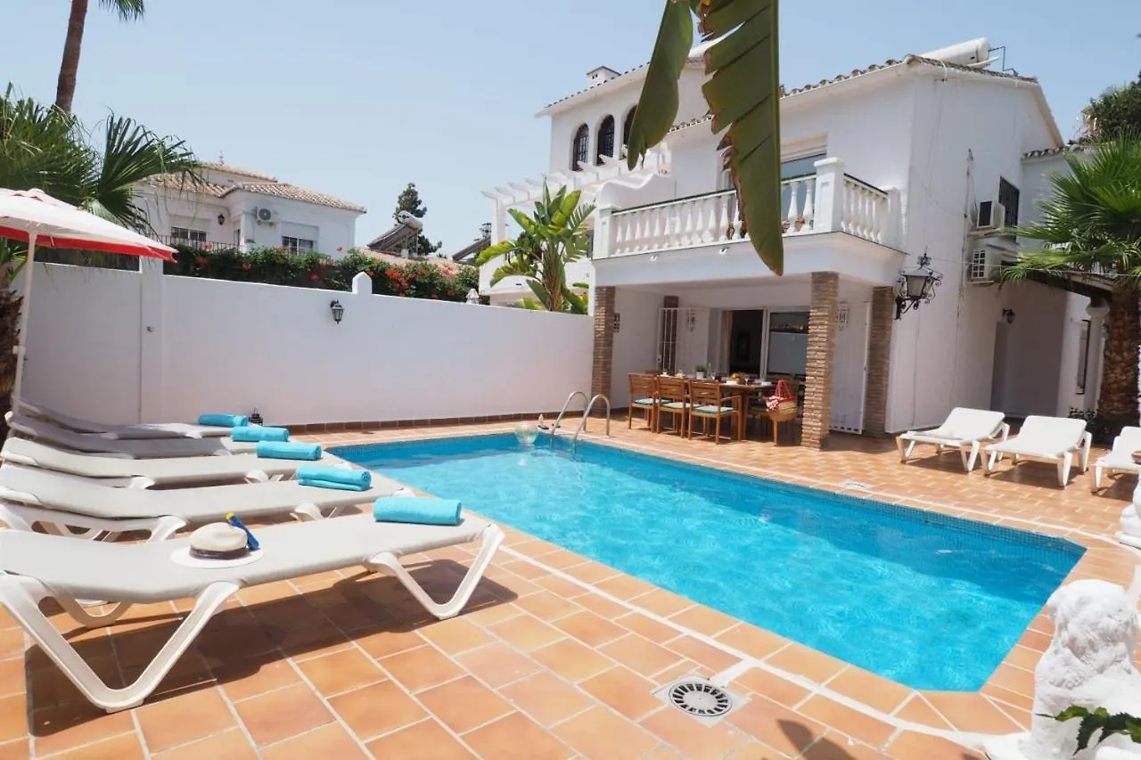 Nerja Paradise Rentals - Villa Los Leones 0*,  Hiszpania